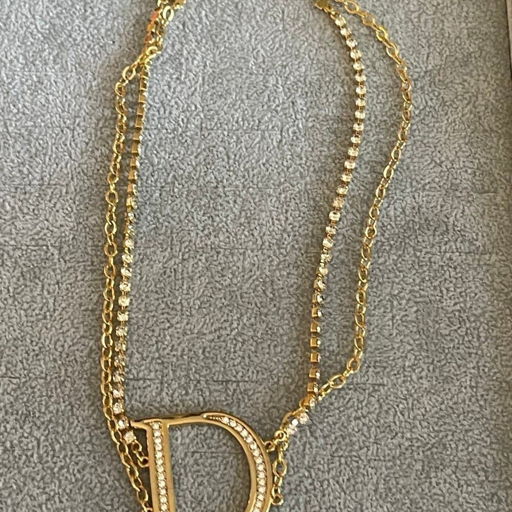 “D” choker Necklace gold rhinestones - Picture 3 of 6